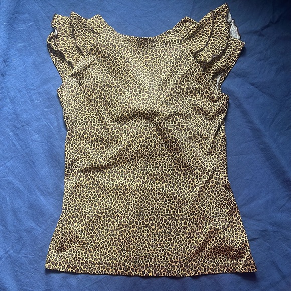 Suzie in the City 🐆 - Picture 2 of 2